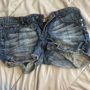 low waisted jean shorts 31